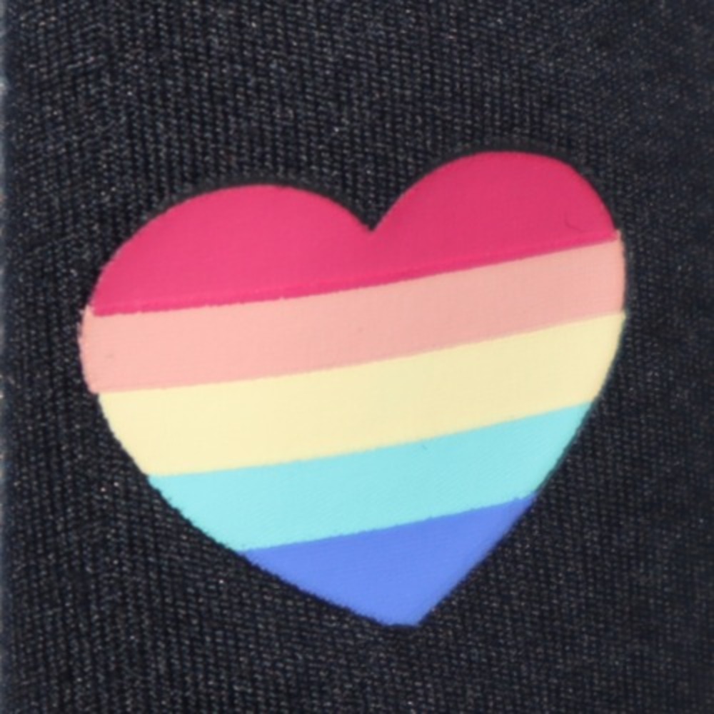 Spiritual Gangster Shorts Women Medium Black 6" Rainbow Heart Athleisure NWOT - Picture 3 of 7